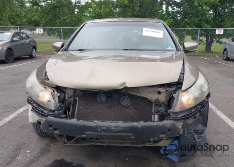 2008 Honda Accord 2.4 Ex-L z USA, uszkodzony, nr VIN 1HGCP268X8A009572